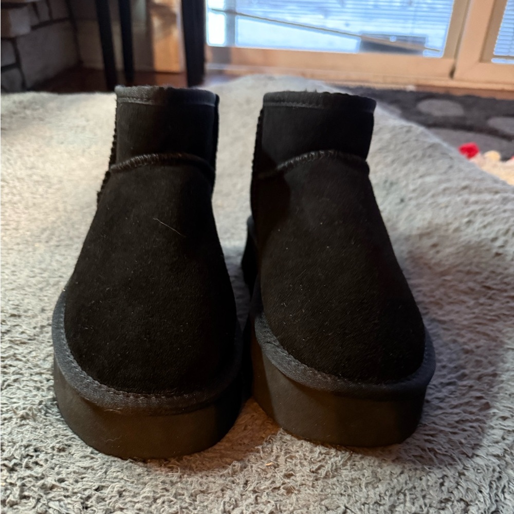 Uggs Ultra mini platforms